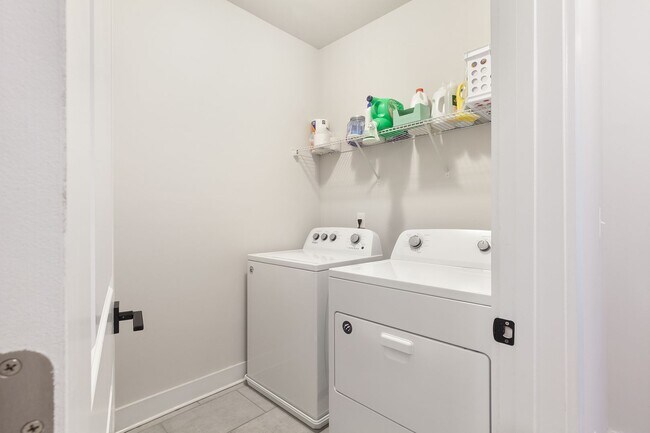 Building Photo - Modern Living in Heights at Grant Park – Prime Atlanta Location Near BeltLine & East Atlanta Village