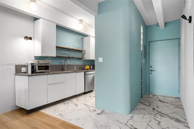 Building Photo - 1840 Jefferson Ave