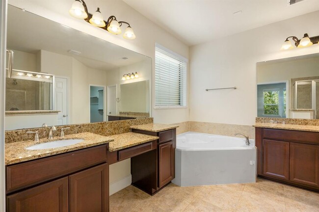 Building Photo - 5822 Crawford Hill Ln