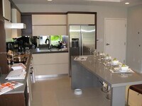 Building Photo - 2100 Park Ave