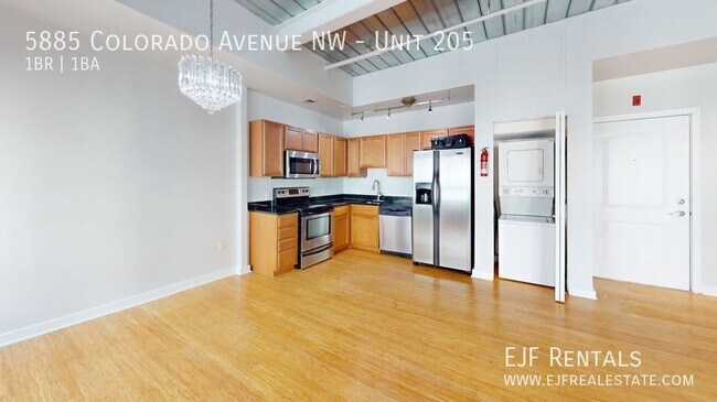 Building Photo - 5885 Colorado Ave NW