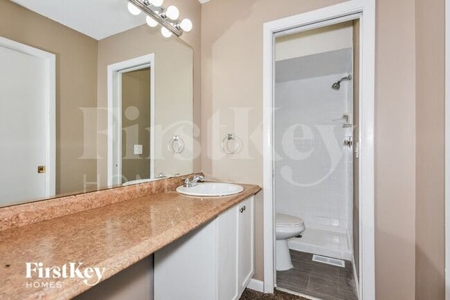 Building Photo - 2 Novella Dr