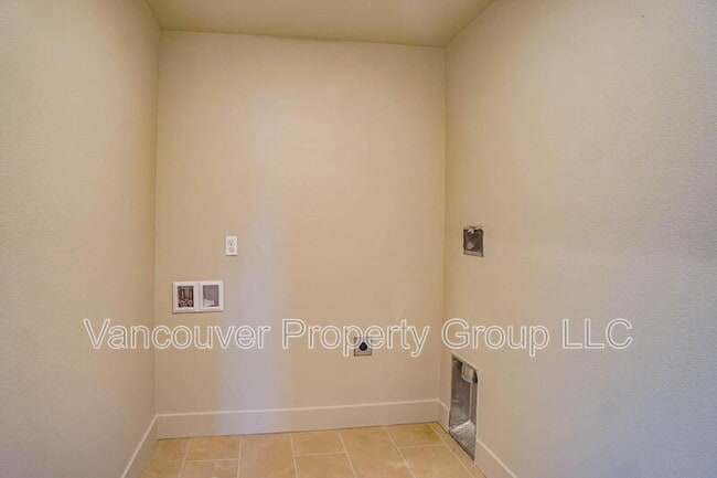 Building Photo - 2940 NW 16th St