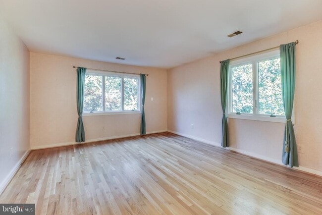 Building Photo - 7220 Vistas Ln