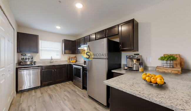 Building Photo - 9059 N Mendoza Way
