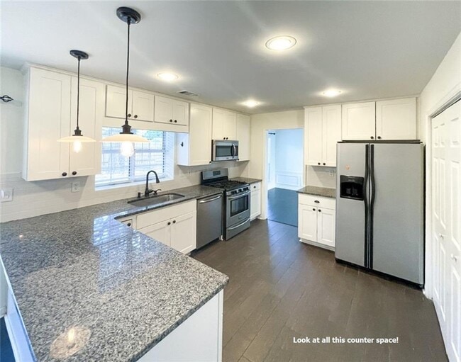 Building Photo - 169 Peregrine Point