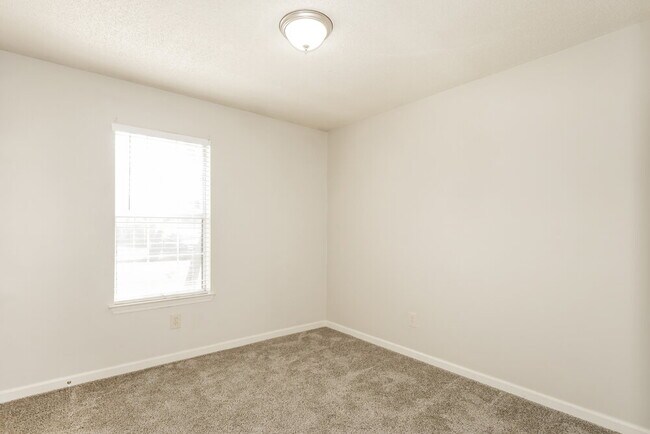 Building Photo - 2581 Arborgreen Cove