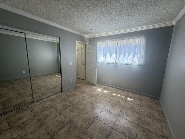 Building Photo - 124 Del Norte Ct