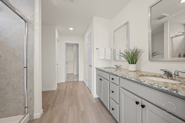 Building Photo - 2767 Lawlor Ln