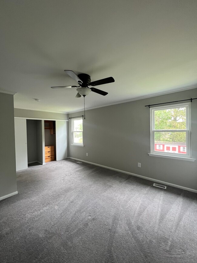 Building Photo - 131 Cypress Dr