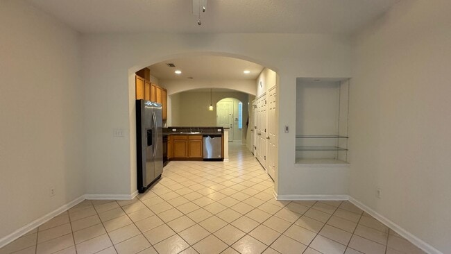 Building Photo - 2 Bedroom 2.5 bath town home in Bartram!