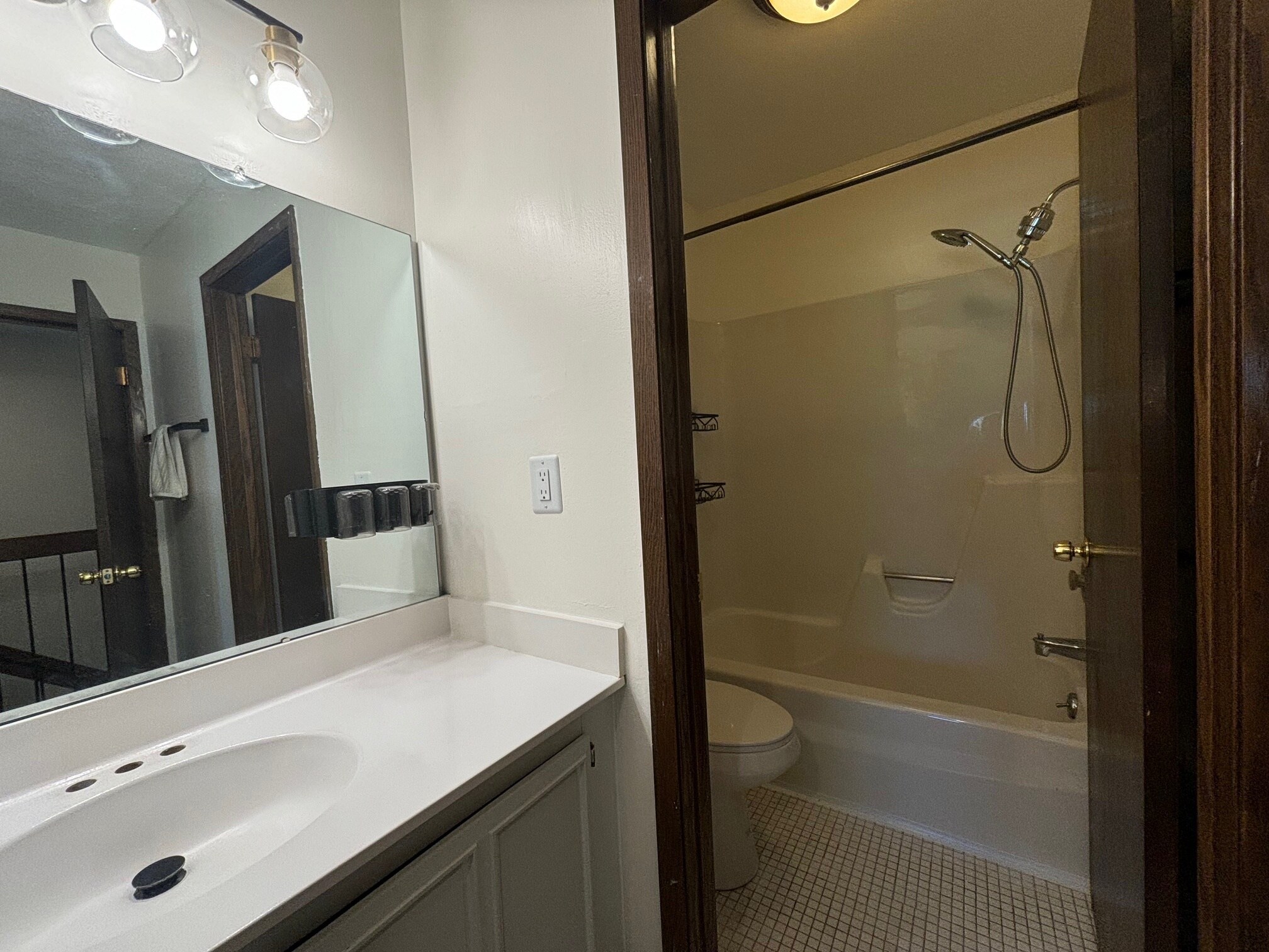 Master bath suite view 2 - 5636 S 27th St