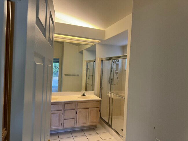 Building Photo - 78271 Desert Willow Dr