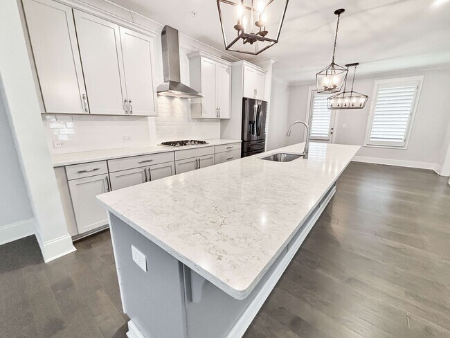 Building Photo - Beautiful 3 BR Townhome in Woodstock!