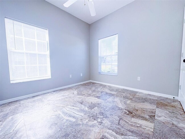 Building Photo - 12837 Kings Crossing Dr