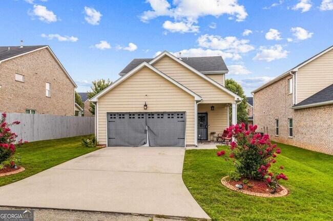 Building Photo - 684 Armitage Way