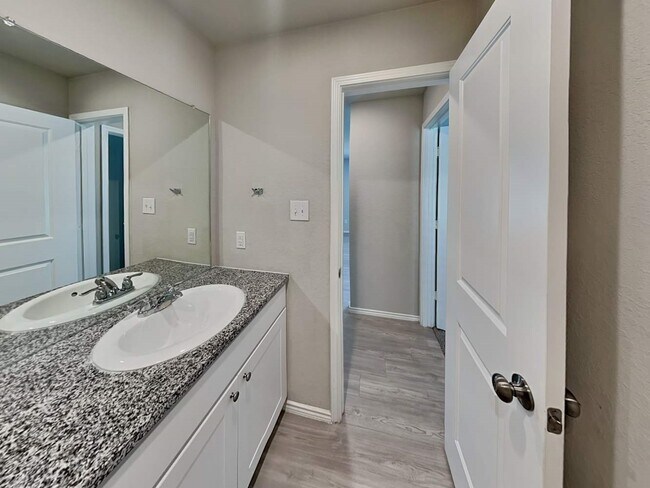 Building Photo - 7314 Adaja Riv