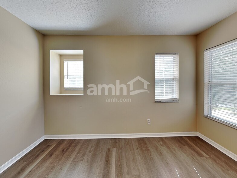 Building Photo - 2475 Breezy Meadow Rd