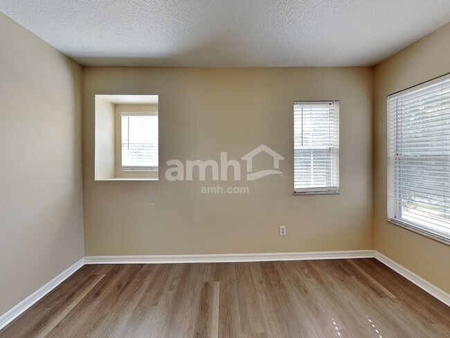 Building Photo - 2475 Breezy Meadow Rd