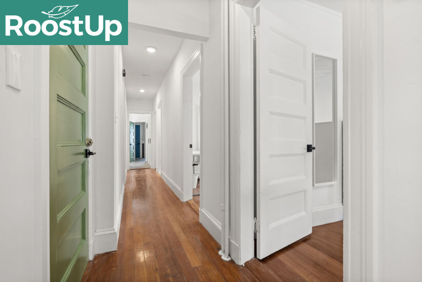 Building Photo - Furnished Bedroom in Jamaica Plain