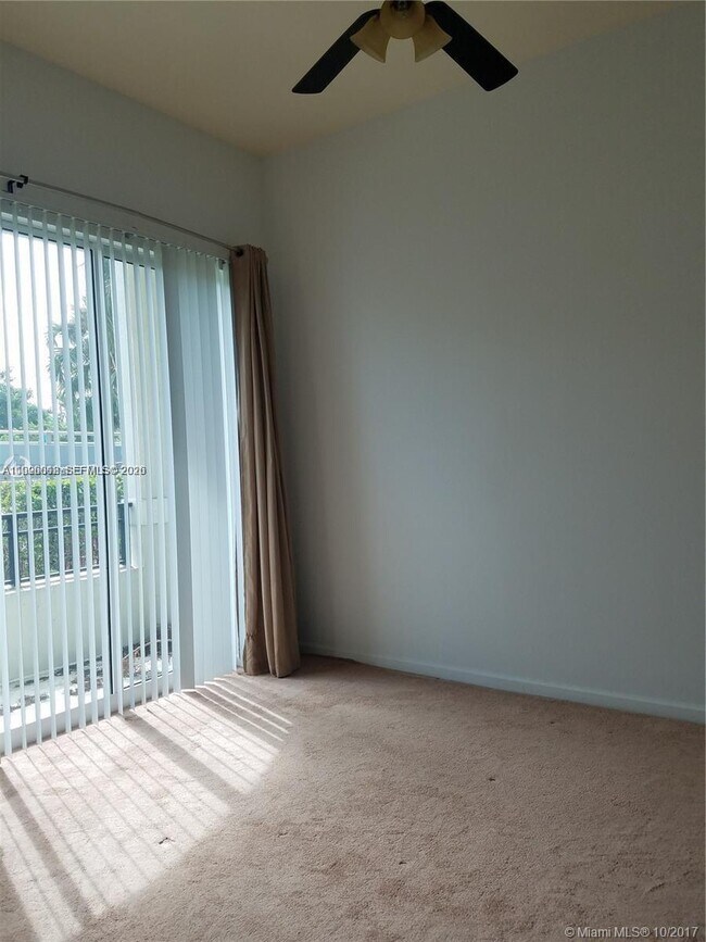 Building Photo - 600 W Las Olas Blvd