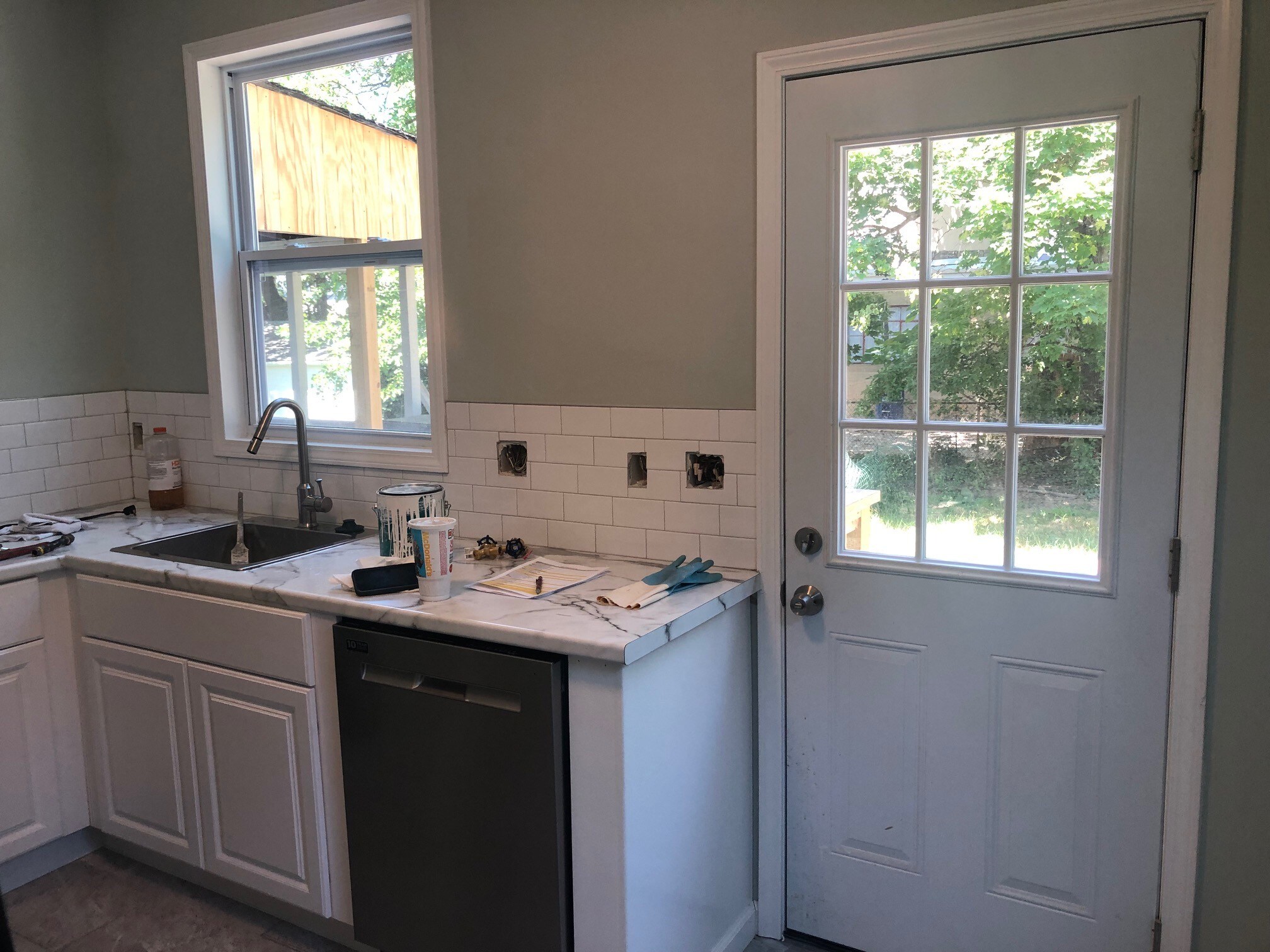 Building Photo - 362 Clinton St