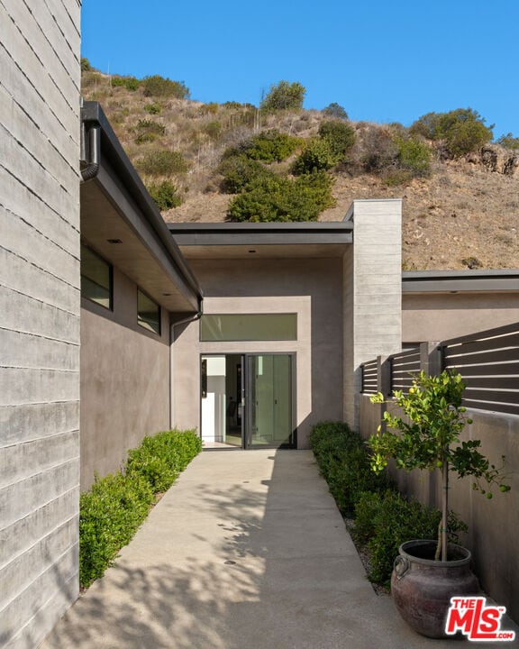 Building Photo - 5958 Paseo Cyn Dr
