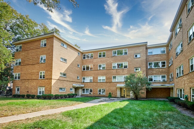 Primary Photo - 2609 W Fitch Ave