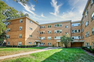 Building Photo - 2609 W Fitch Ave