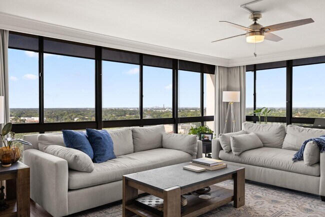 Building Photo - 3301 Bayshore Blvd