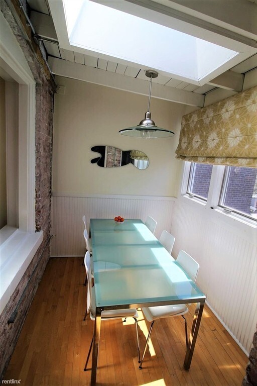 Building Photo - 54 Dwight St