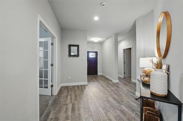 Building Photo - 809 Shepperton Wy
