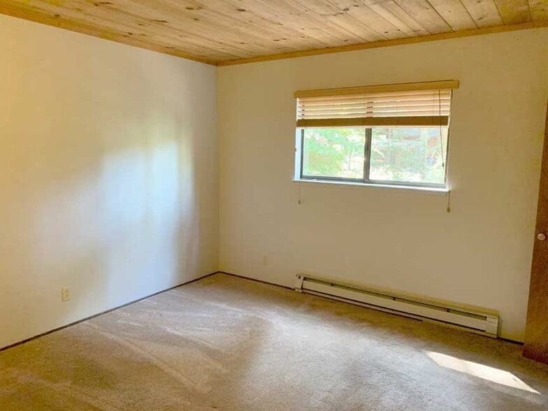 Building Photo - 3564 Gold Ridge Trl