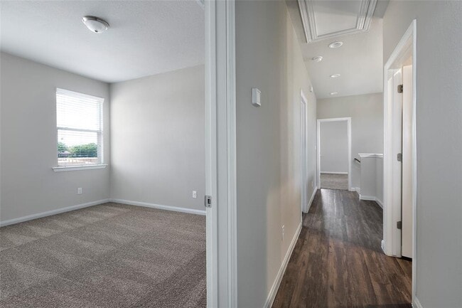 Building Photo - 1207 Aspen Grove Dr