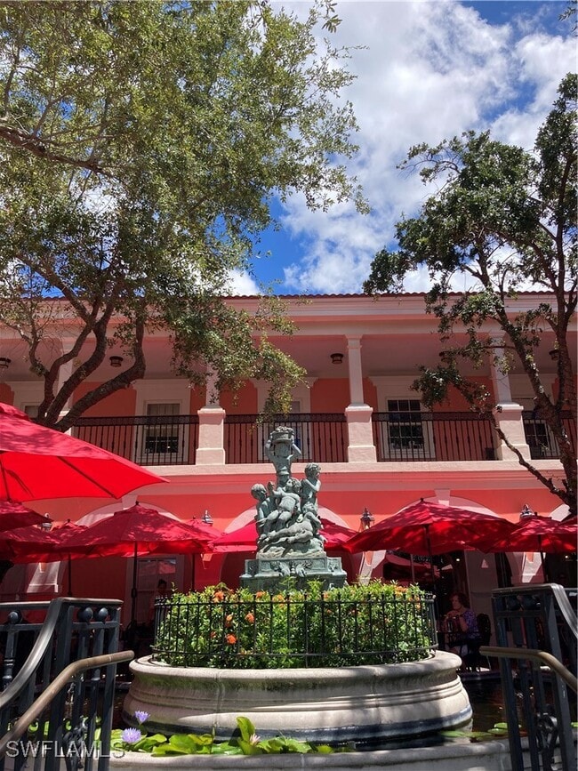 Building Photo - 1016 7th St S