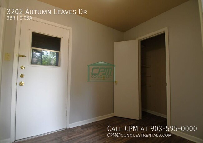 Building Photo - 3202 Autumn Leaves Dr