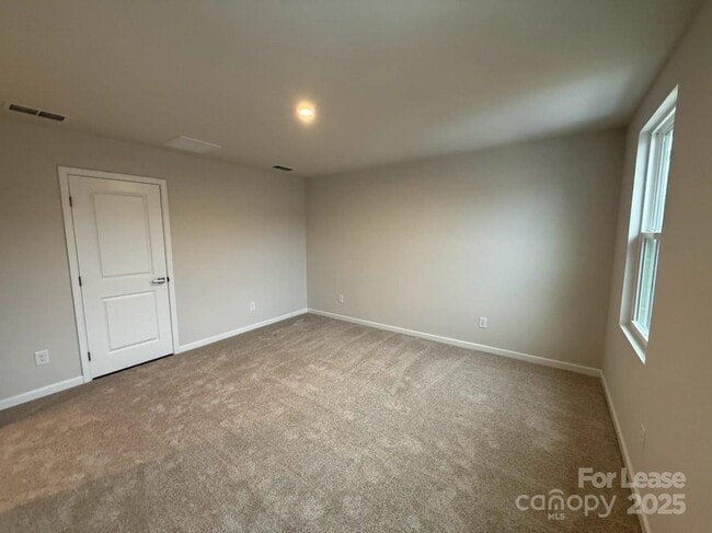 Building Photo - 10149 Florentine Wy