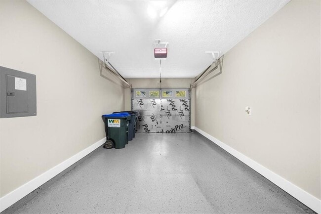 Building Photo - 820 Camelon Ct