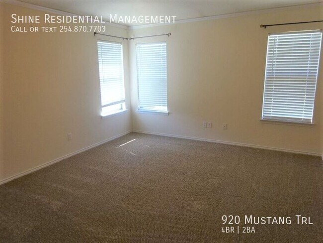 Building Photo - 920 Mustang Trail