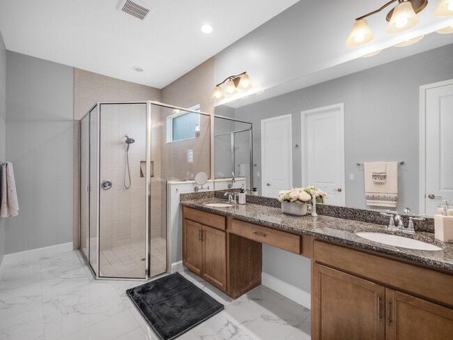 Building Photo - 5857 Whippoorwill Cir