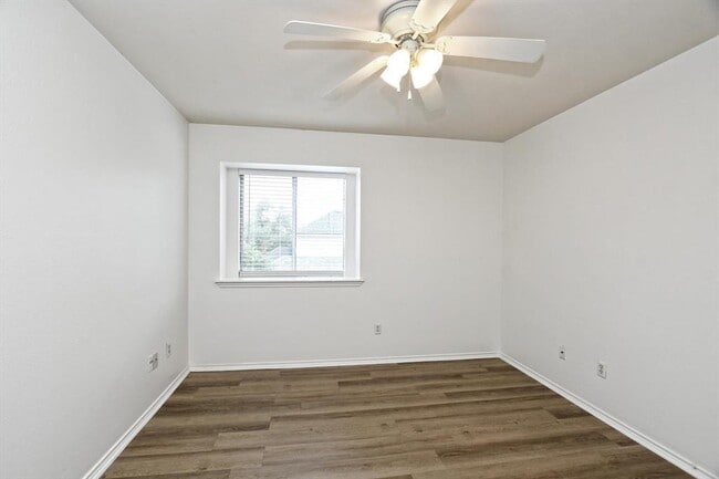 Building Photo - 1107 Rawhide Trail