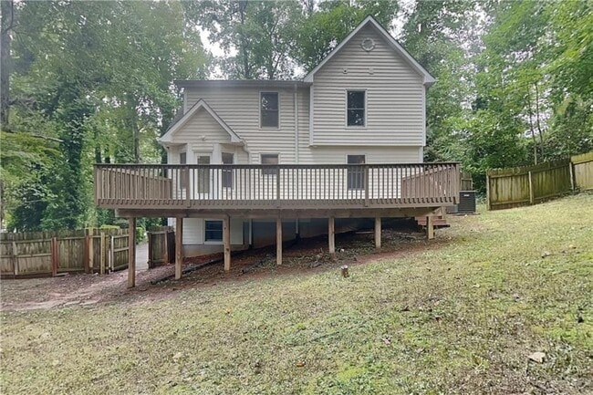 Building Photo - 135 Mill Pointe Dr