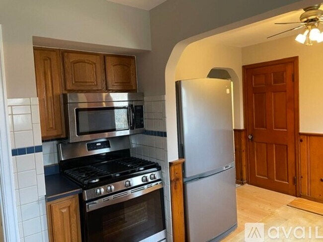 Building Photo - 3 Bedroom 2 Bathroom House In North Colleg...