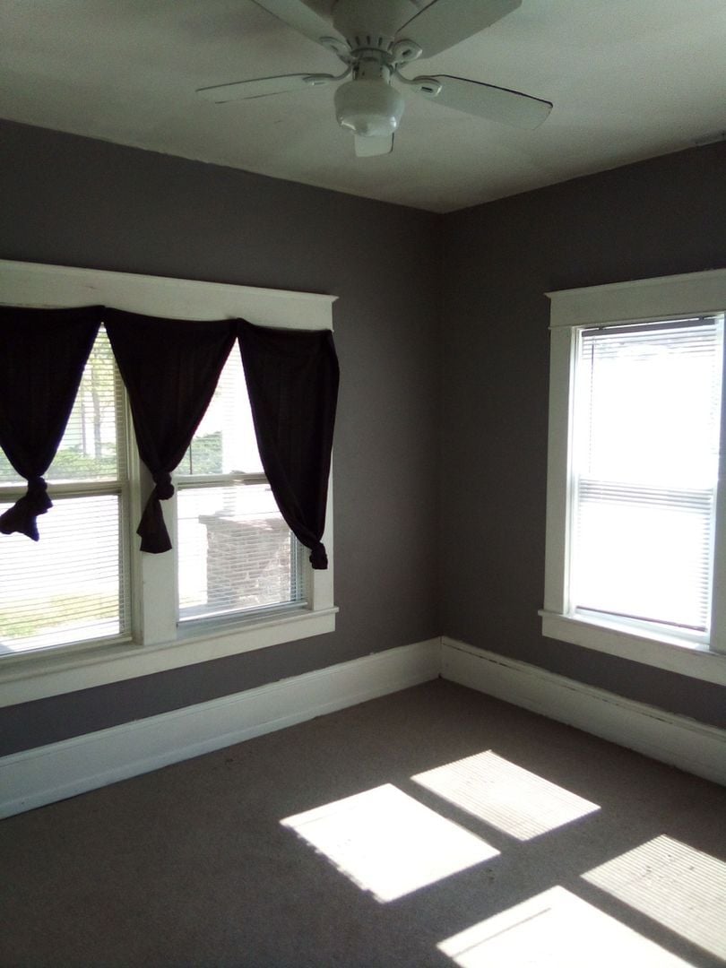 Building Photo - 2705 E Market St