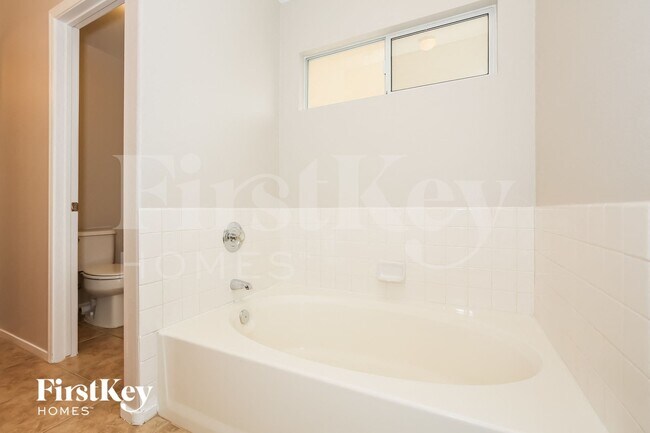 Building Photo - 3717 Gramercy Ave