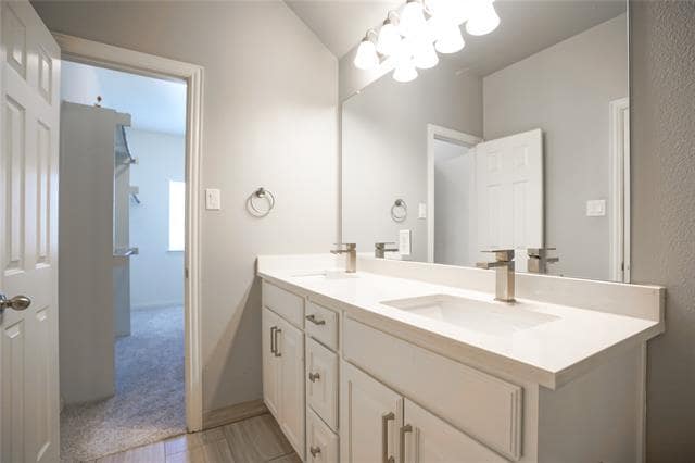 Building Photo - 4650 Penelope Ln