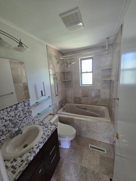 Building Photo - 4284 Marette Dr