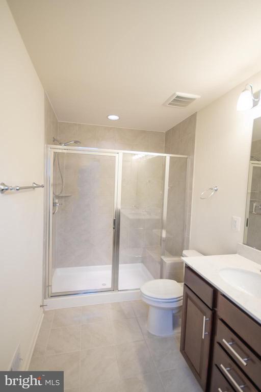 Building Photo - 8024 Cayzer Ln