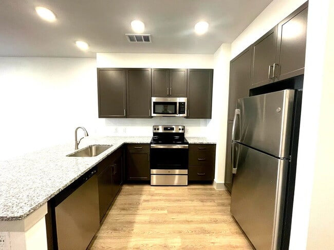 Building Photo - 4320 S Legacy Dr