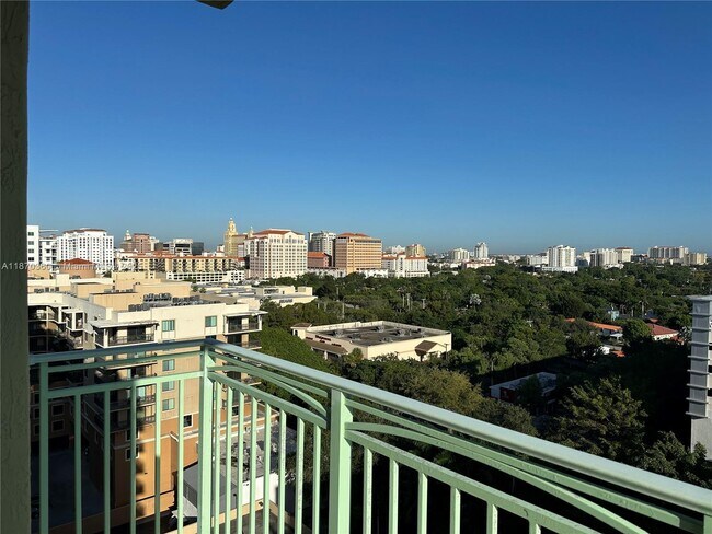 Primary Photo - 3500 Coral Wy